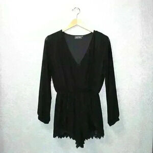 ASTR THE LABEL Black Lace Sexy Long Sleeve Romper Low Cut Going Out Women Medium